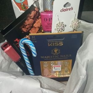 Girls Christmas mystery box